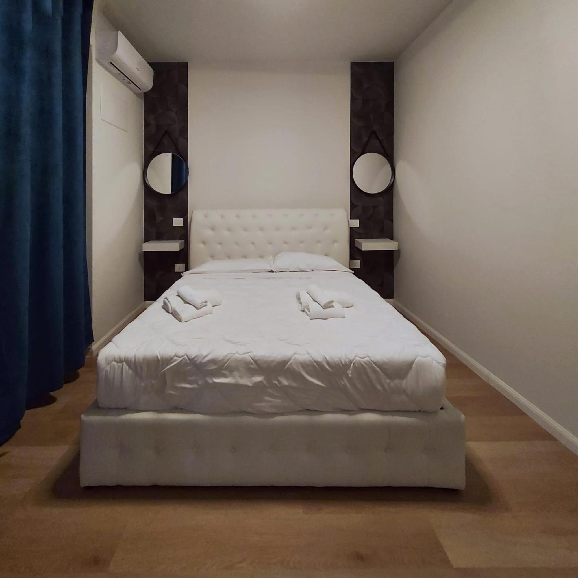 Hotel Benaco Mavras Peschiera del Garda Luaran gambar