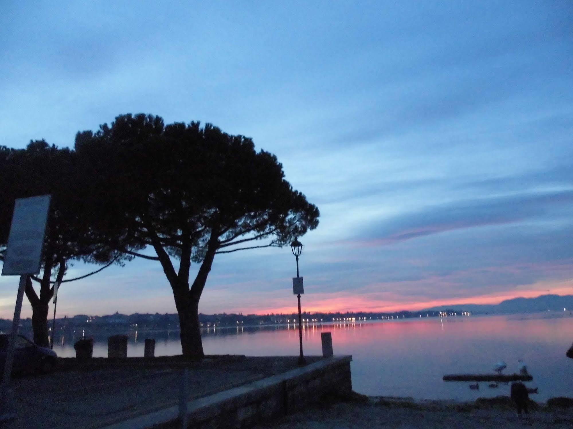 Hotel Benaco Mavras Peschiera del Garda Luaran gambar
